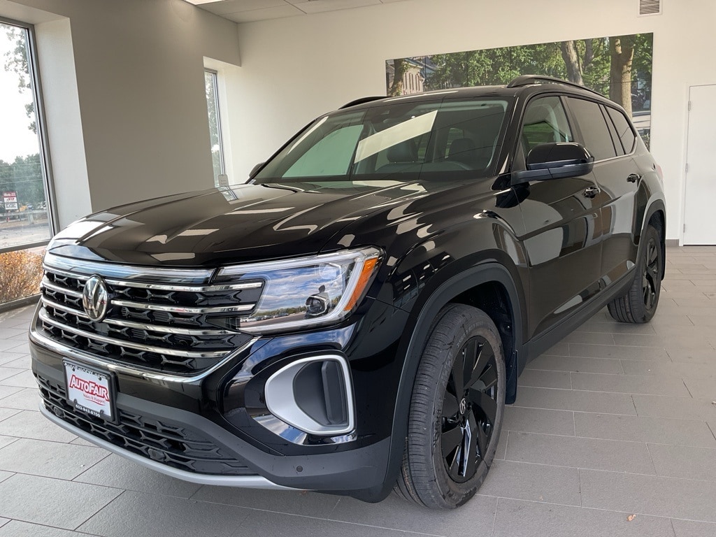 2026 Volkswagen Atlas SE w/Tech's photo