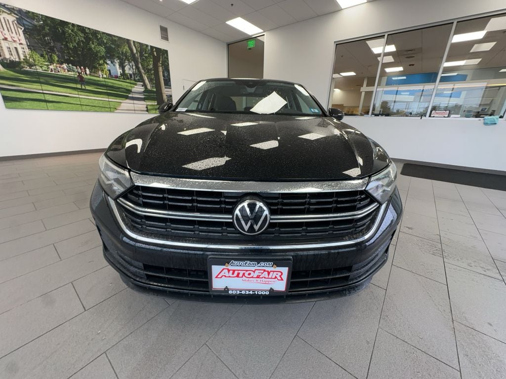 Certified 2024 Volkswagen Jetta 1.5T SE Sedan