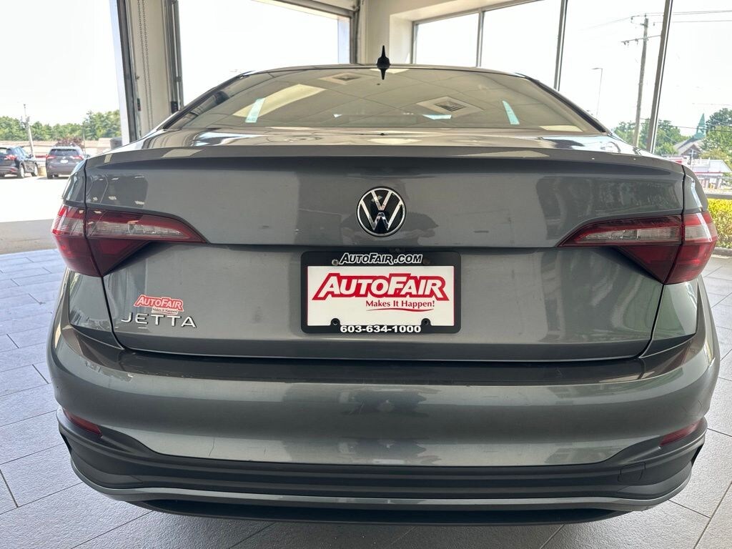 Used 2024 Volkswagen Jetta 1.5T S Sedan