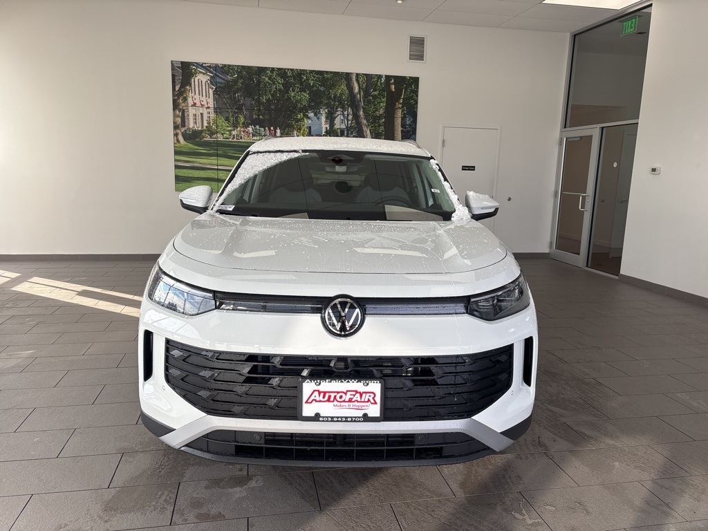 2026 Volkswagen Tiguan S's photo