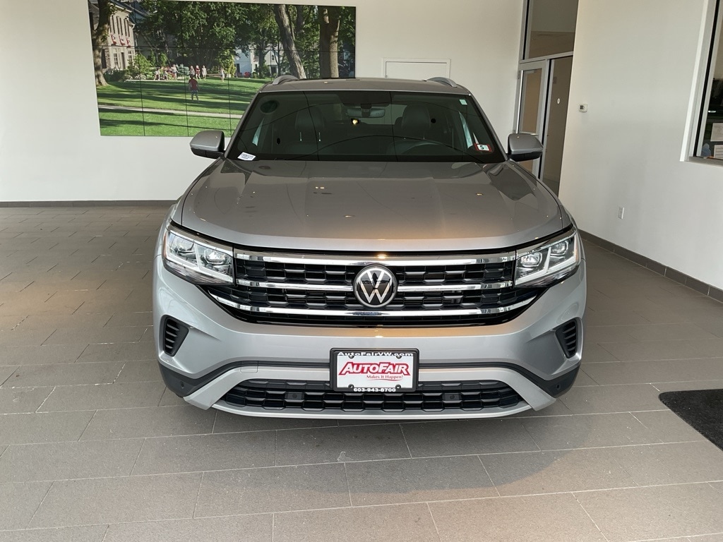 Used 2021 Volkswagen Atlas Cross Sport SE w/Tech with VIN 1V2KE2CA1MC220504 for sale in Merrimack, NH