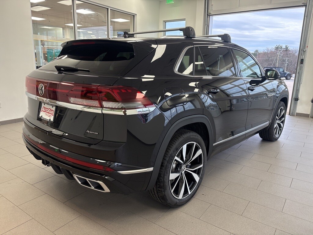 2026 Volkswagen Atlas Cross Sport SEL Premium R-Line photo 4
