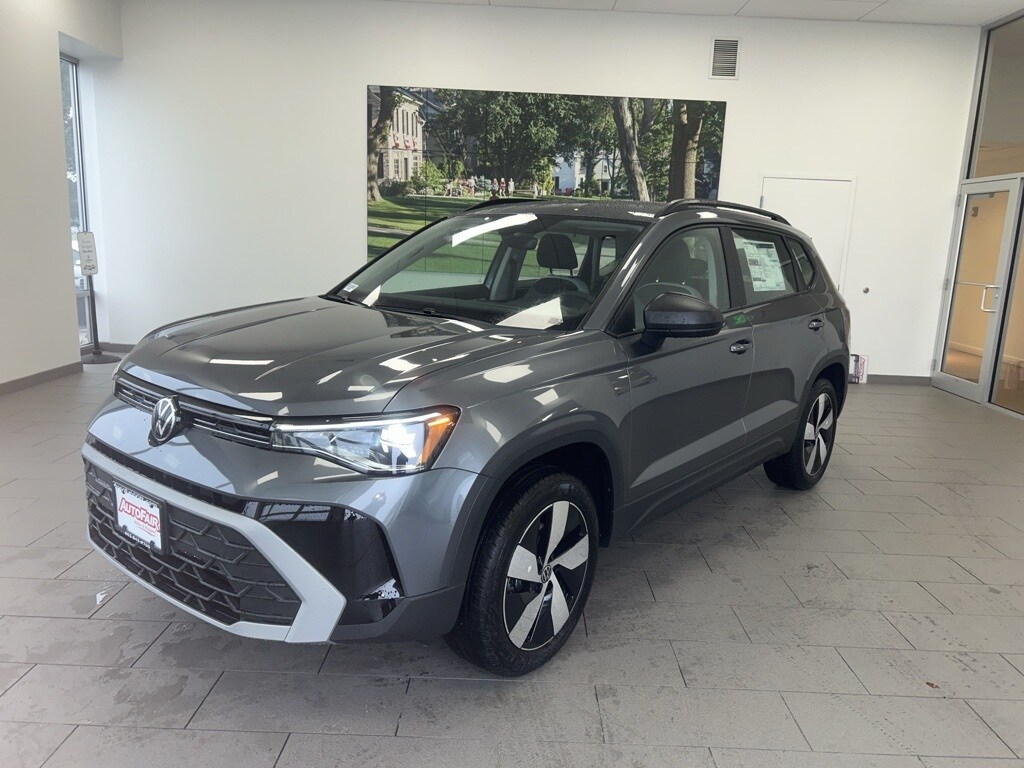 2025 Volkswagen Taos S photo 3