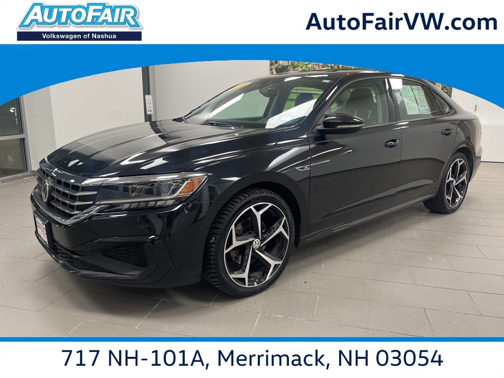 2020 Volkswagen Passat R-Line's photo