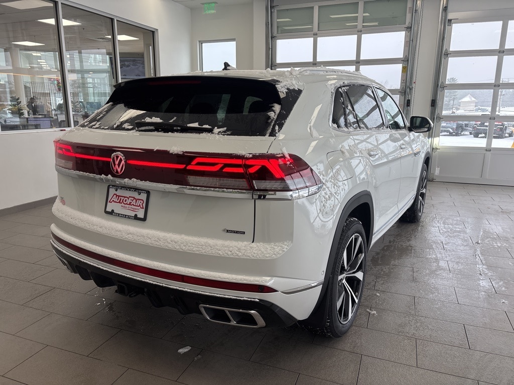 New 2026 Volkswagen Atlas Cross Sport 2.0T SEL Premium R-Line SUV