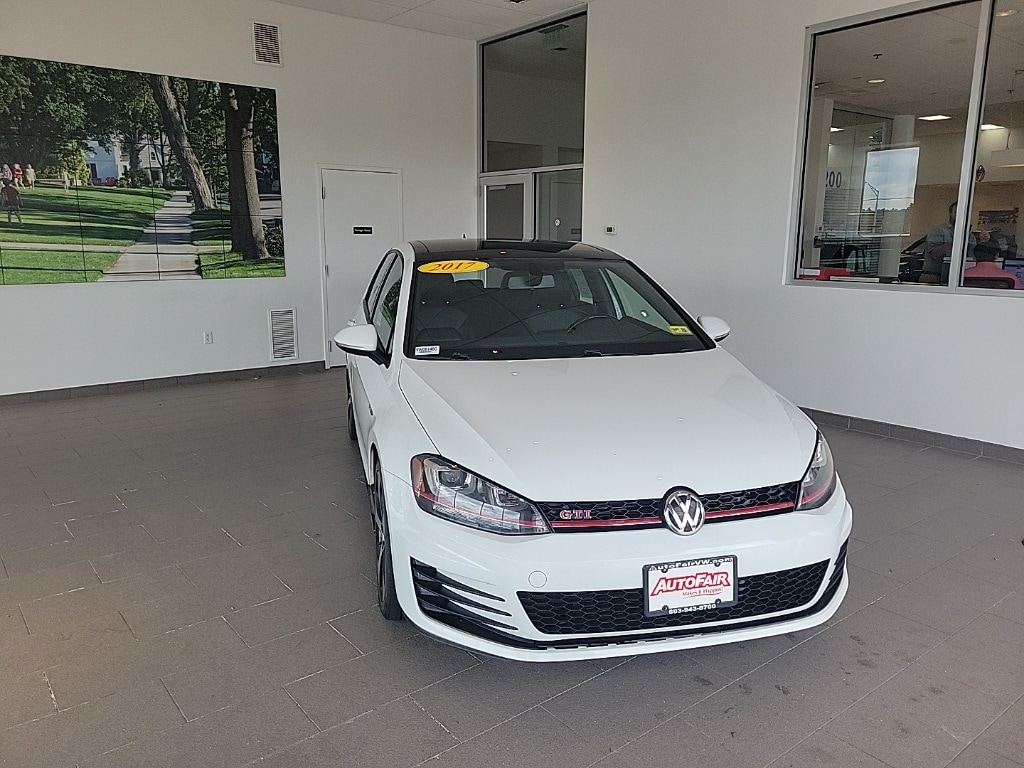 Used 2017 Volkswagen Golf GTI SE with VIN 3VW547AU0HM048382 for sale in Merrimack, NH