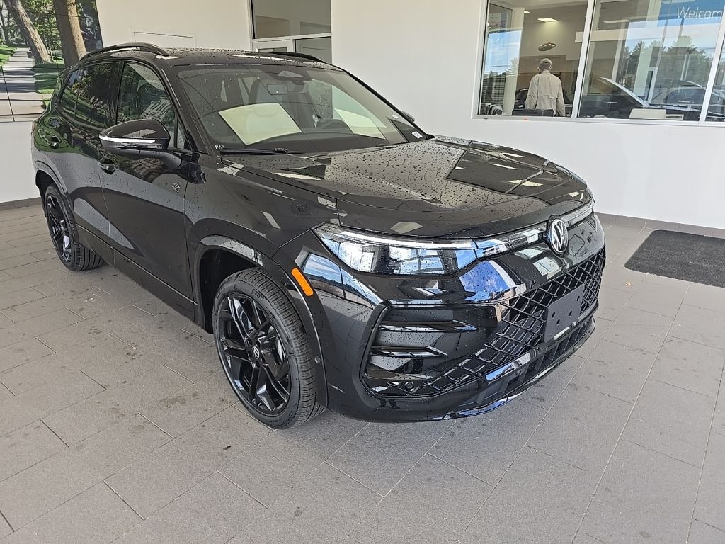 New 2026 Volkswagen Tiguan 2.0T SE R-Line Black SUV