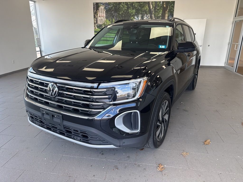 Certified 2024 Volkswagen Atlas 2.0T SE w/Technology SUV