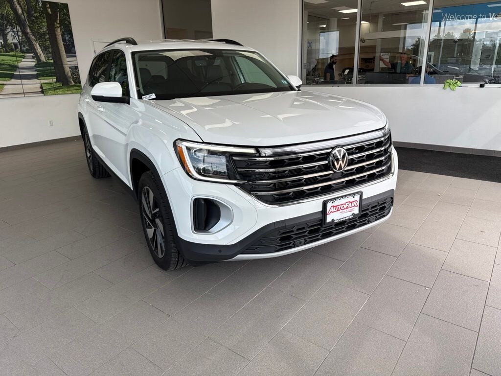 Certified 2024 Volkswagen Atlas 2.0T SE w/Technology SUV