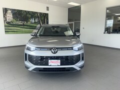 2025 Volkswagen Tiguan 2.0T SE SUV