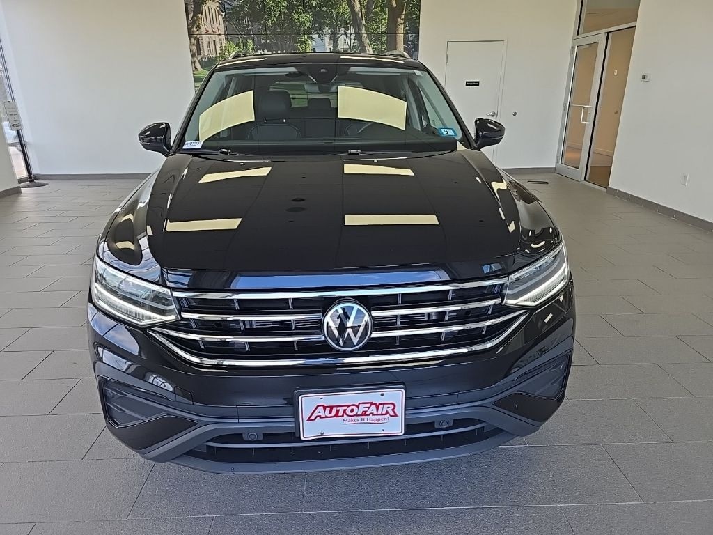 Certified 2024 Volkswagen Tiguan 2.0T SE SUV