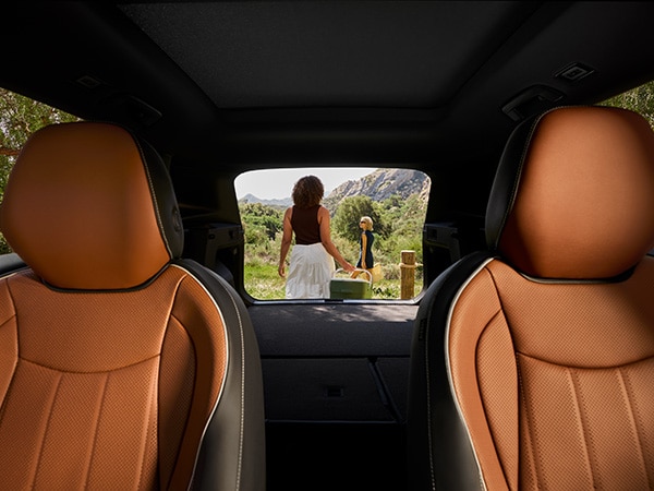 2025 Tiguan Space & Cargo