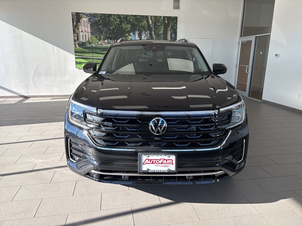 2026 Volkswagen Atlas SEL Premium R-Line's photo