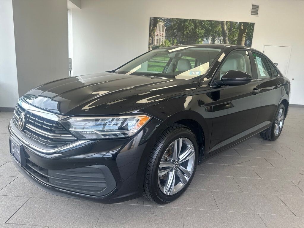 Certified 2024 Volkswagen Jetta 1.5T SE Sedan