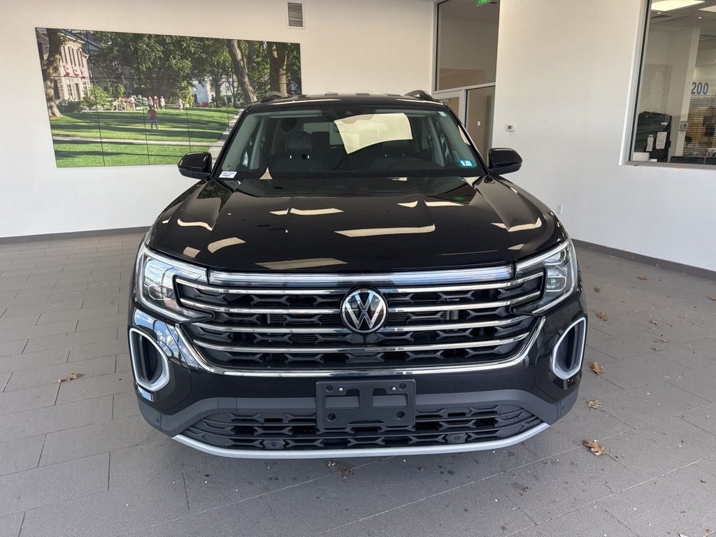 Certified 2024 Volkswagen Atlas 2.0T SE w/Technology SUV
