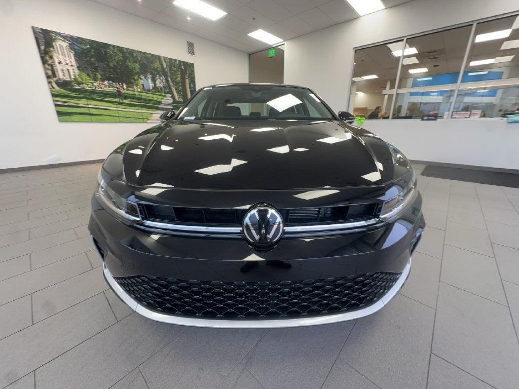 New 2027 Volkswagen Jetta 1.5T SEL Sedan
