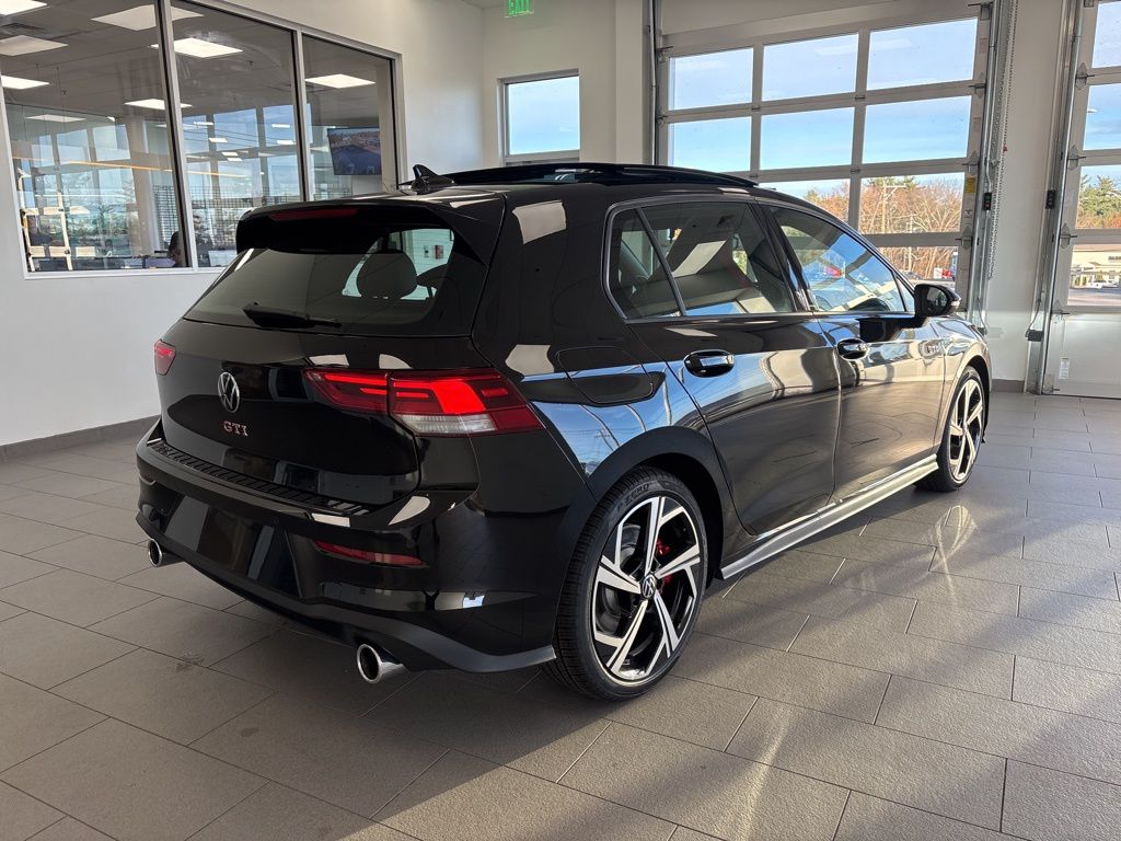 2026 Volkswagen Golf GTI SE - Photo 7