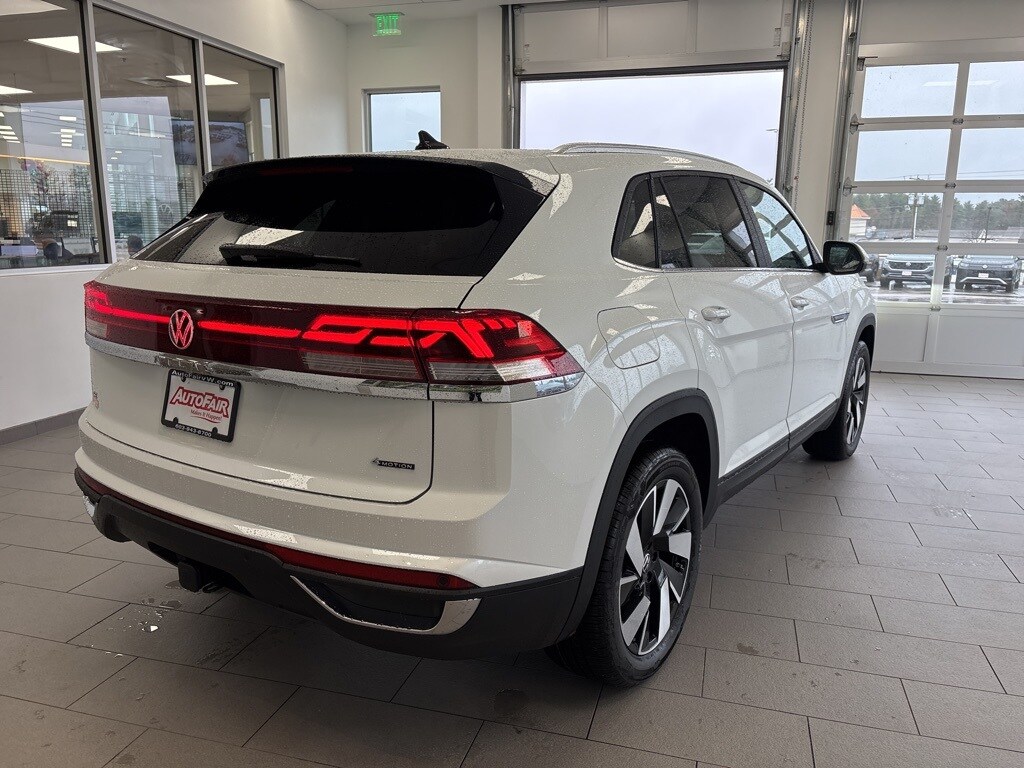 2026 Volkswagen Atlas Cross Sport SE Technology photo 4