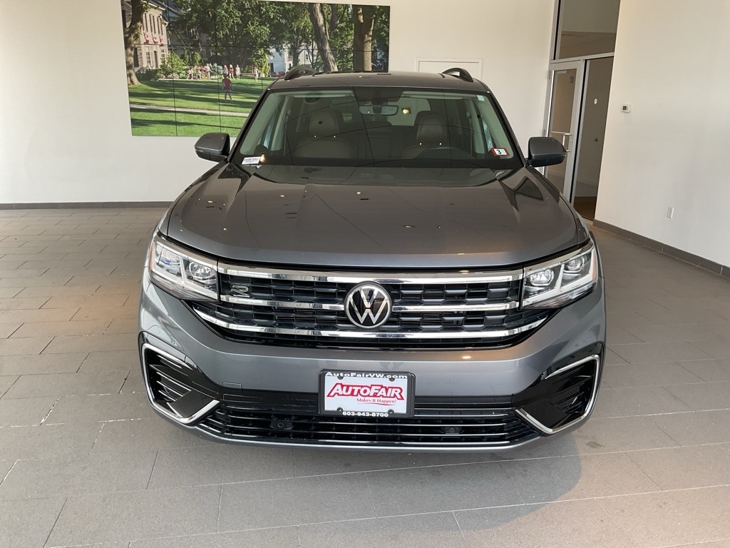 Used 2021 Volkswagen Atlas SE w/Tech R-Line with VIN 1V2RR2CAXMC584049 for sale in Merrimack, NH