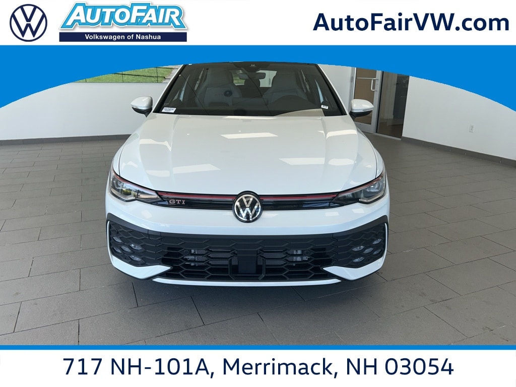 2025 Volkswagen Golf GTI SE's photo