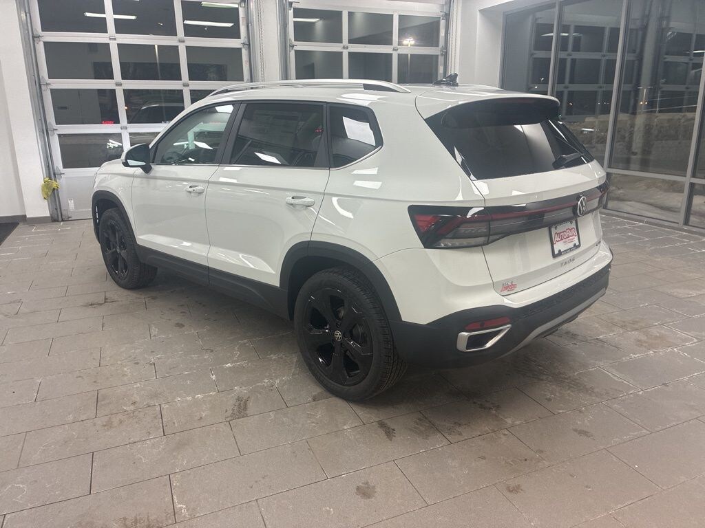 New 2026 Volkswagen Taos 1.5T SEL SUV