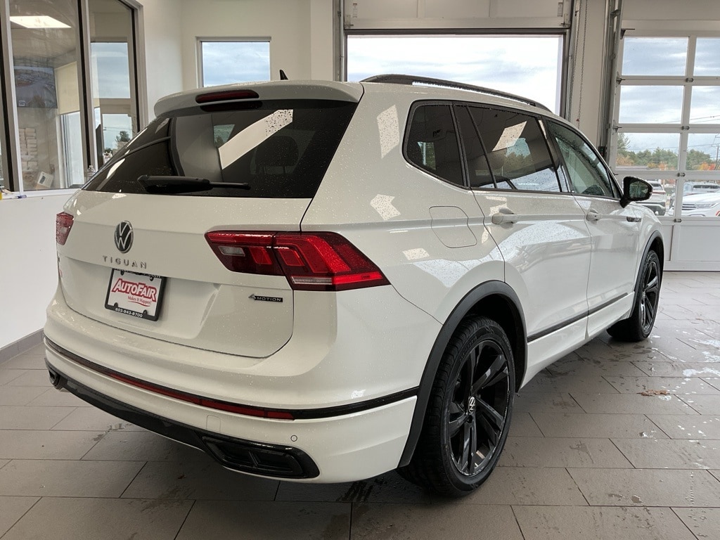 Certified 2024 Volkswagen Tiguan 2.0T SE R-Line Black SUV