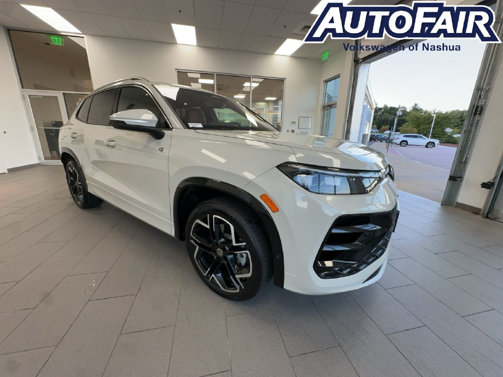 2026 Volkswagen Tiguan SEL R-LINE TURBO
