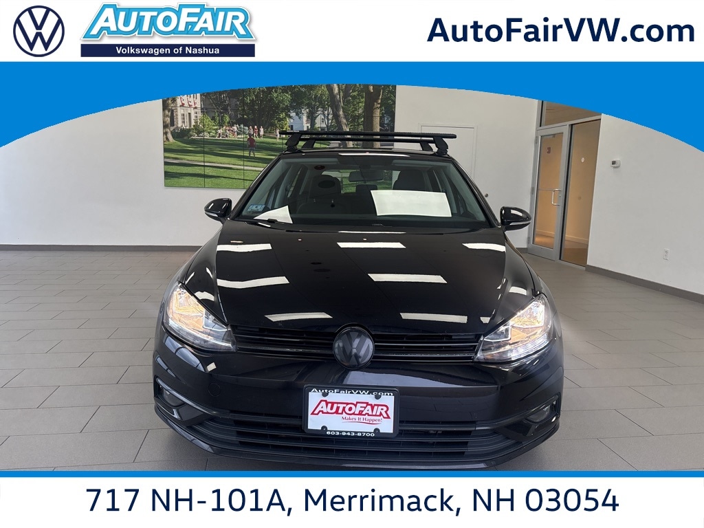 2019 Volkswagen Golf SE