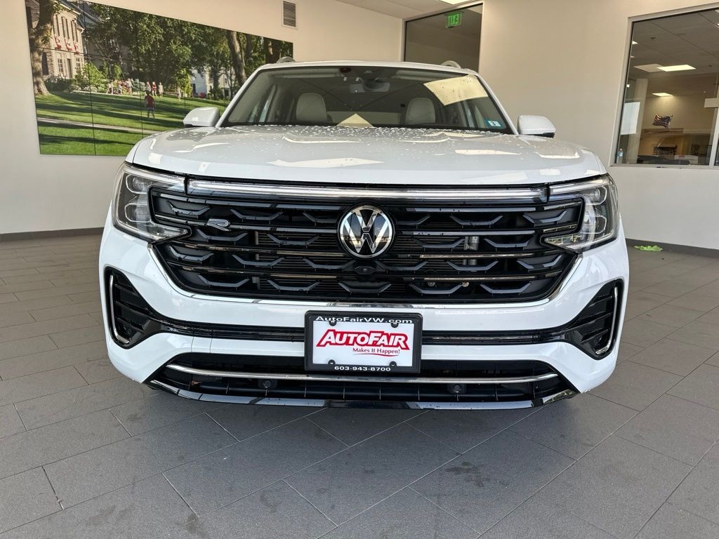 Used 2024 Volkswagen Atlas 2.0T SEL Premium R-Line SUV