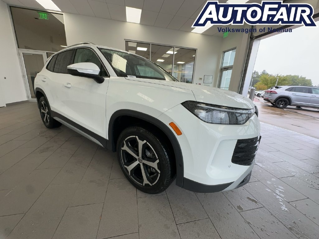New 2026 Volkswagen Tiguan SE SUV