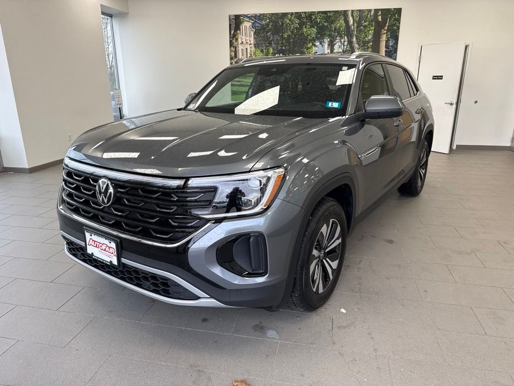 Certified 2025 Volkswagen Atlas Cross Sport 2.0T SE SUV