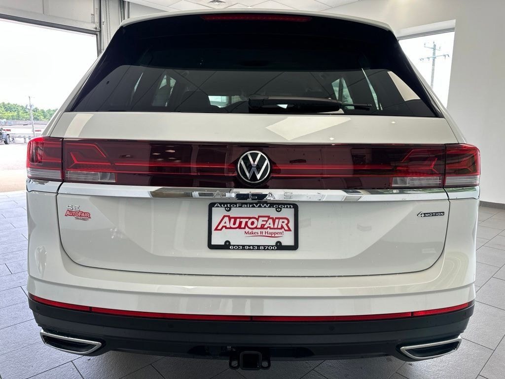 New 2026 Volkswagen Atlas SE w/Technology SUV