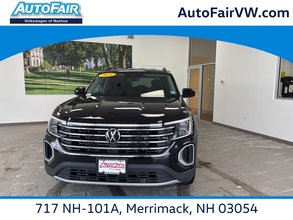 Used 2025 Volkswagen Atlas 2.0T SE SUV