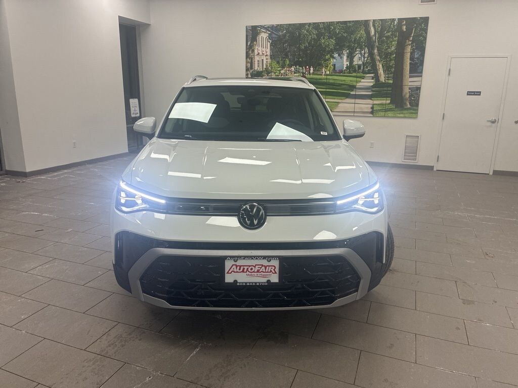 New 2026 Volkswagen Taos 1.5T SEL SUV