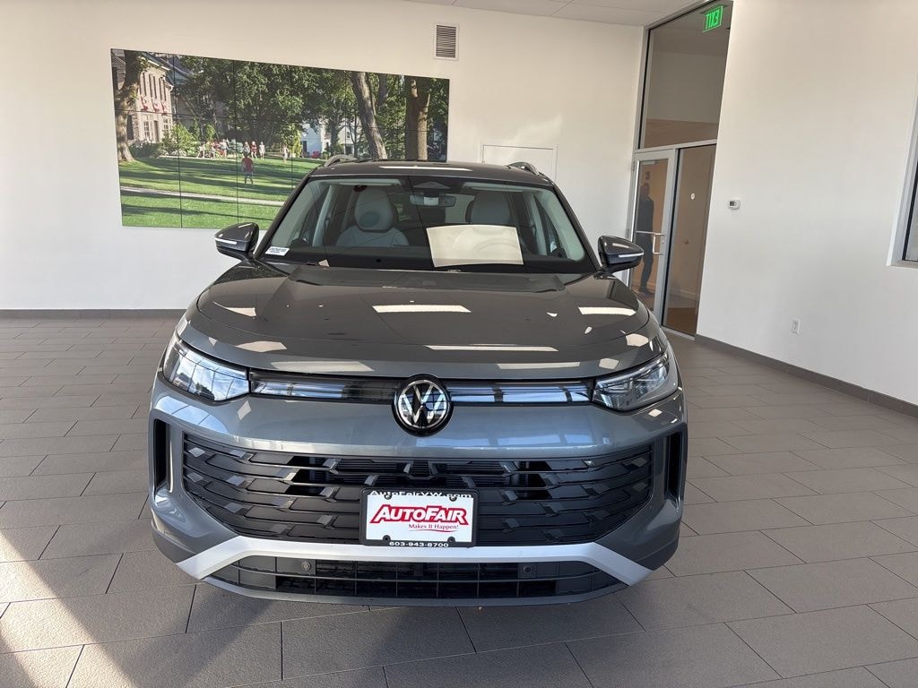 New 2026 Volkswagen Tiguan 2.0T SE SUV