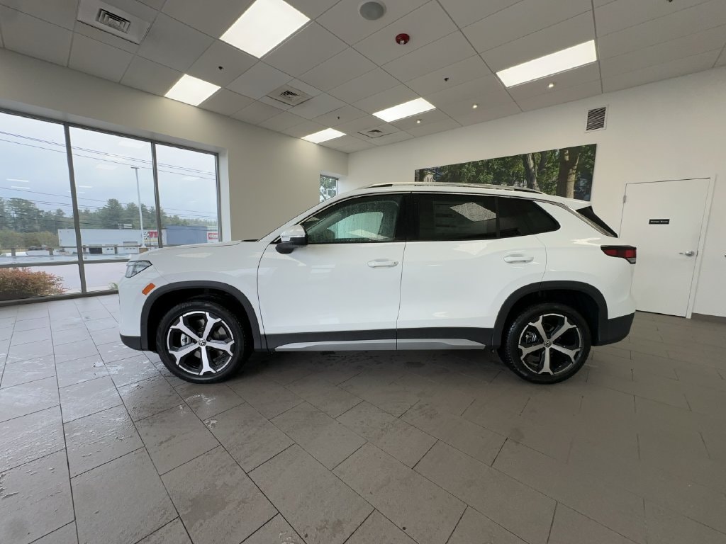 New 2026 Volkswagen Tiguan SE SUV