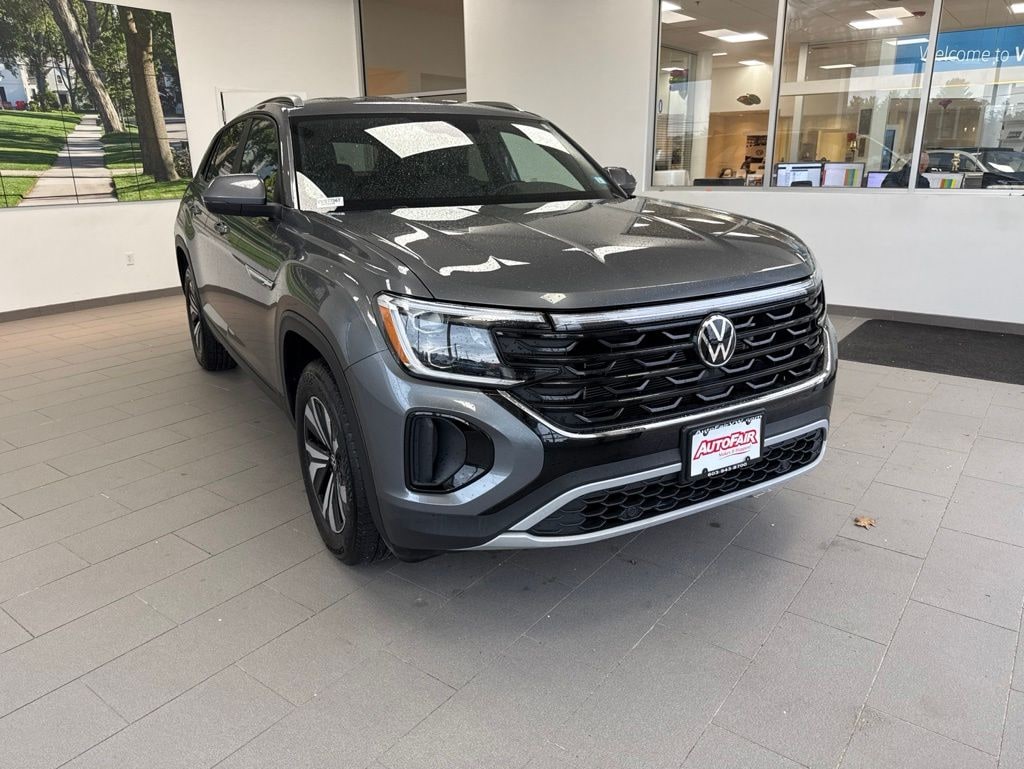 Certified 2025 Volkswagen Atlas Cross Sport 2.0T SE SUV