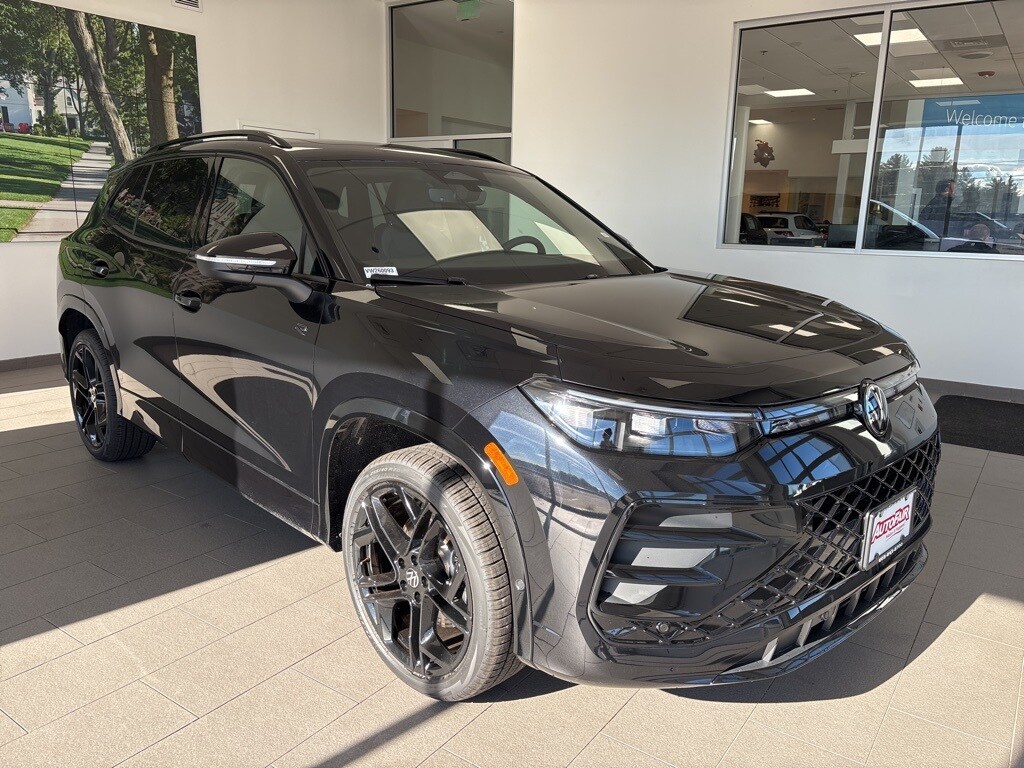 2026 Volkswagen Tiguan SE R-Line Black photo 2