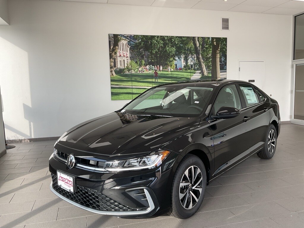 2026 Volkswagen Jetta 1.5T S photo 2