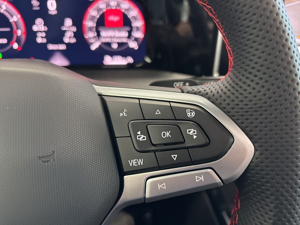 2026 Volkswagen Golf GTI SE - Photo 24