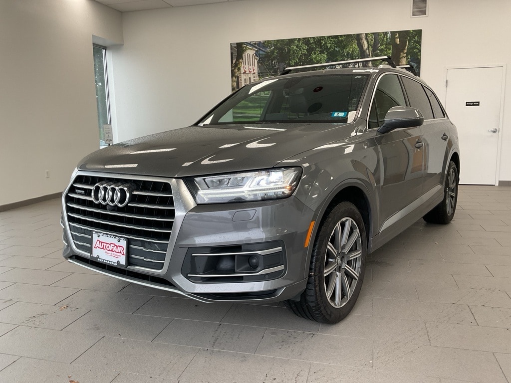 2017 Audi Q7 Premium Plus's photo