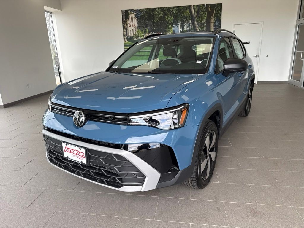 New 2026 Volkswagen Taos 1.5T S SUV