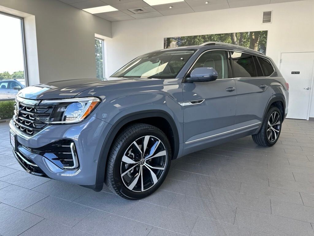 New 2026 Volkswagen Atlas SEL Premium R-Line SUV