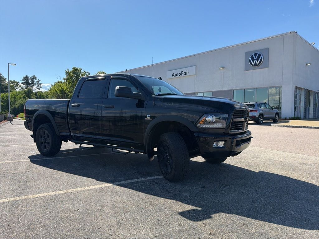 2014 RAM 3500 SLT 4X4 Crew Cab SWB's photo