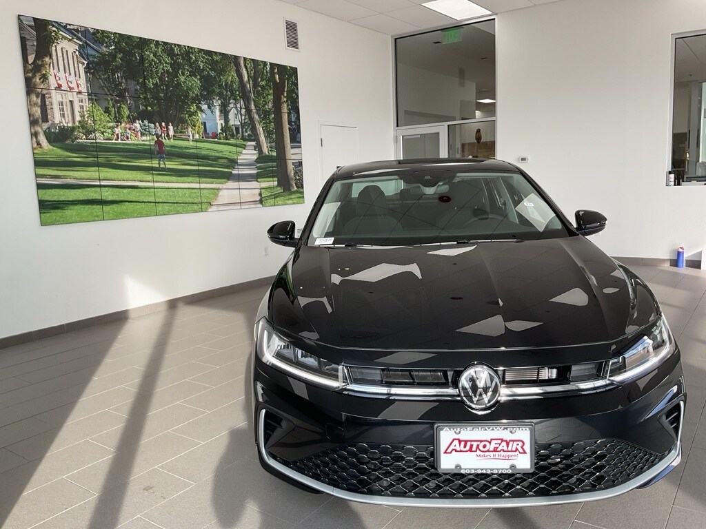 2026 Volkswagen Jetta 1.5T S photo 3