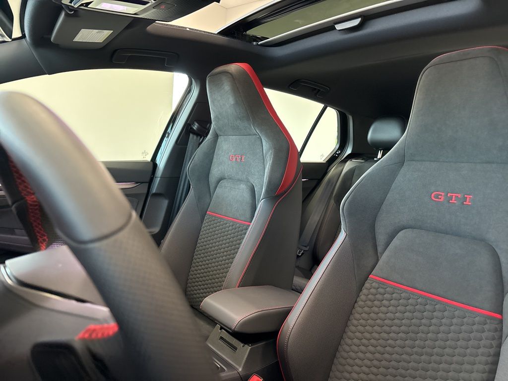 2026 Volkswagen Golf GTI SE - Photo 17