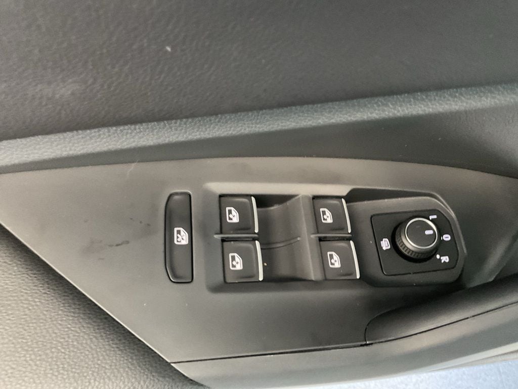 2026 Volkswagen Jetta Sport - Photo 15
