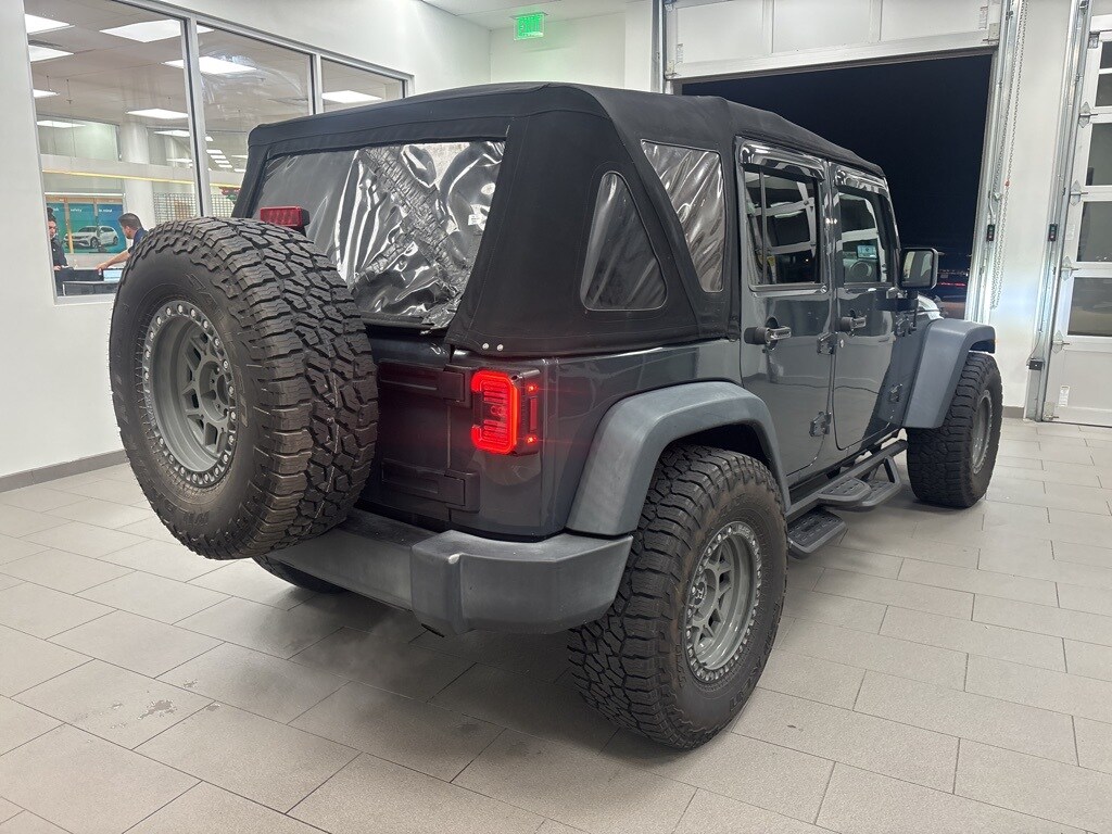 2016 Jeep Wrangler Unlimited Sport photo 3