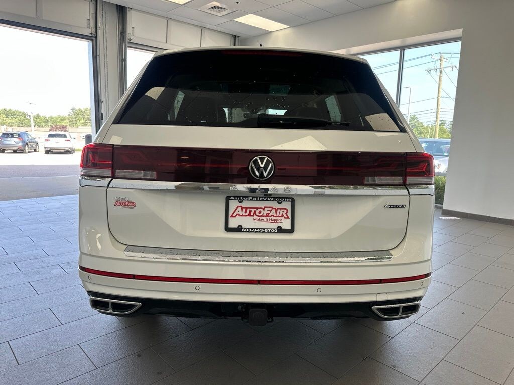 Used 2024 Volkswagen Atlas 2.0T SEL Premium R-Line SUV