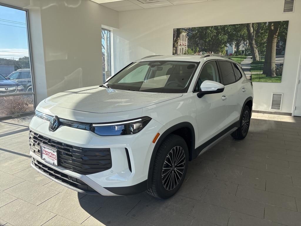 New 2026 Volkswagen Tiguan 2.0T S SUV